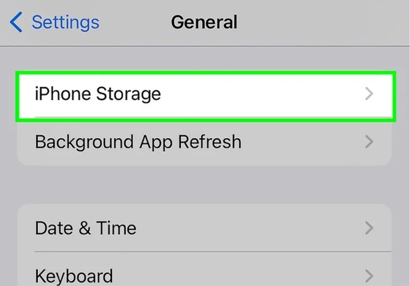 iPhone storage selection