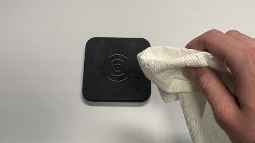 Wipe Down the Wireless Charging Pad and iPhone’s BackWipe Down the Wireless Charging Pad and iPhone’s Back