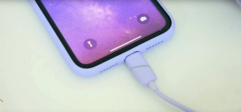 شحن iPhone